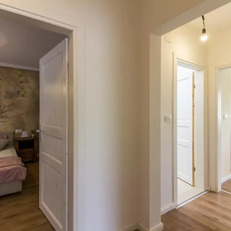 Apartman Maxim Apartamento *