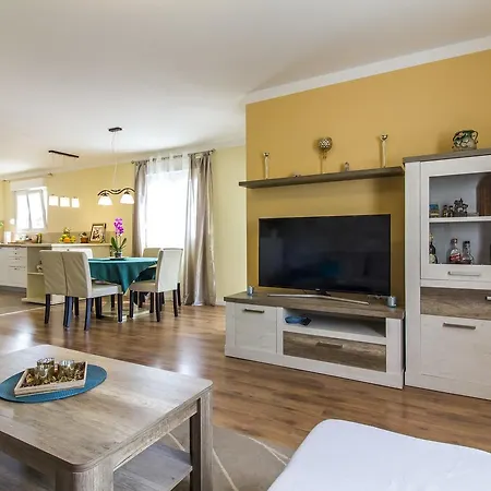Apartman Maxim *